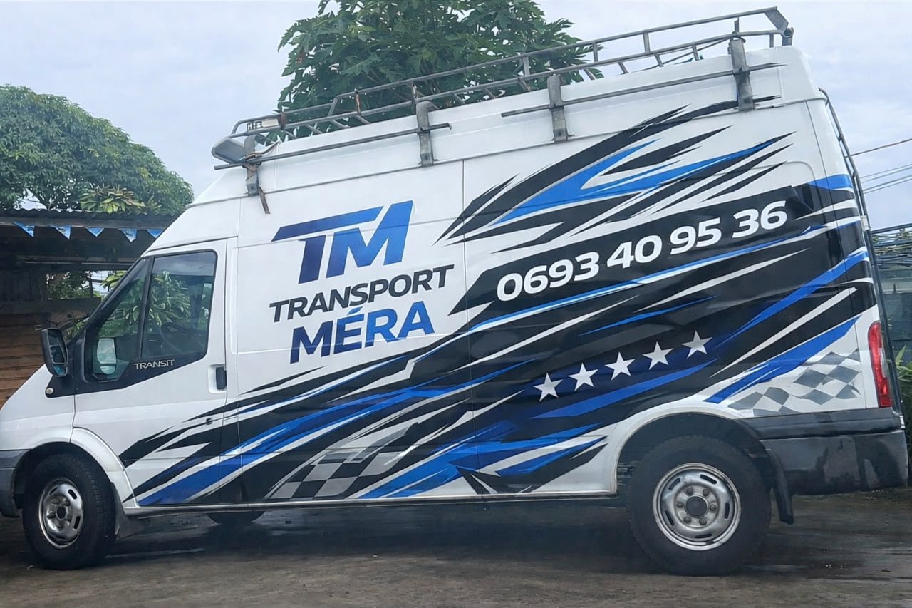 Fourgon de transport — TM Transport Méra